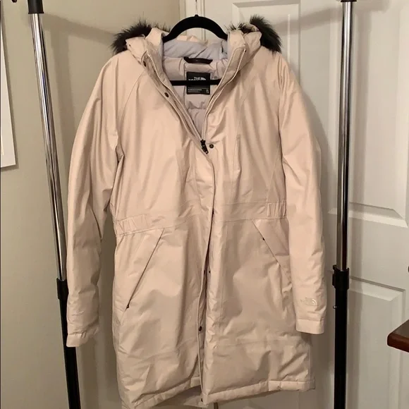 North Face Offwhite Hooded Parka- Like New-Excellent Condition - Picture 1 of 6